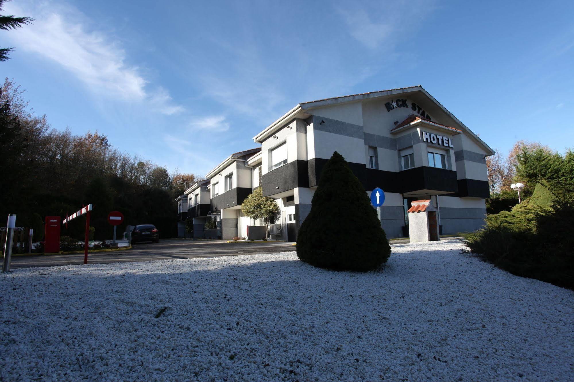 Hotel Apartamentos Rock Star Табоадела Экстерьер фото